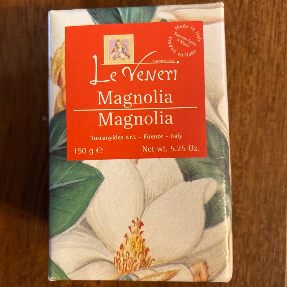 Le Veneri Magnolia 5.25oz Hand Made Bar Soap Italy